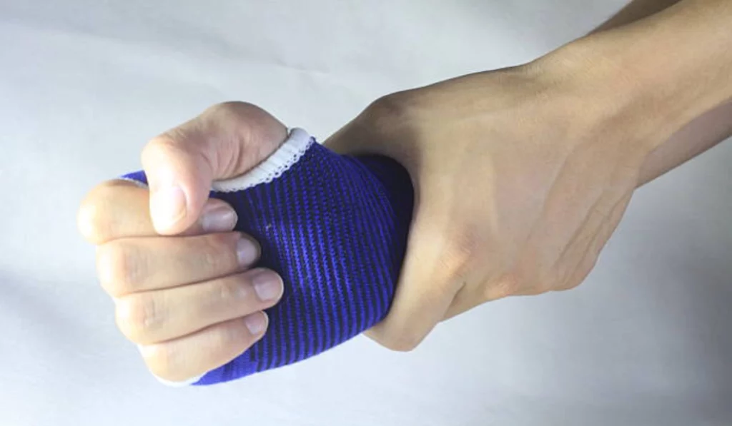 Dr. Marouane in Dubai specializes in advanced wrist reconstruction surgery, offering top-notch care and personalized recovery plans for patients